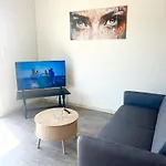 Apartment Le Spacieux - Royan, Wifi & Balcon