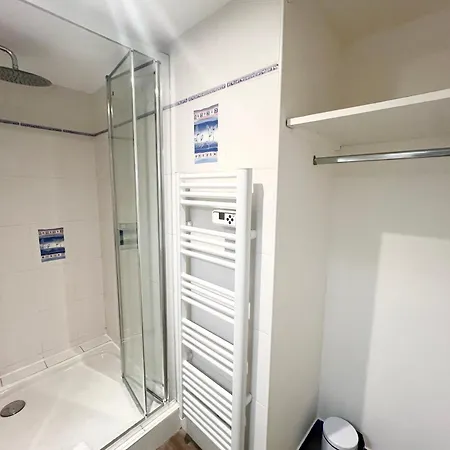 Le Spacieux - Royan, Wifi & Balcon Apartament