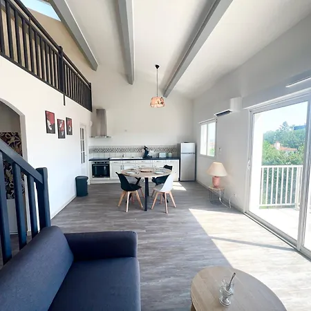 Le Spacieux - Royan, Wifi & Balcon Apartment *