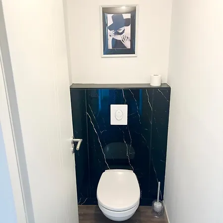 Le Spacieux - Royan, Wifi & Balcon Apartament