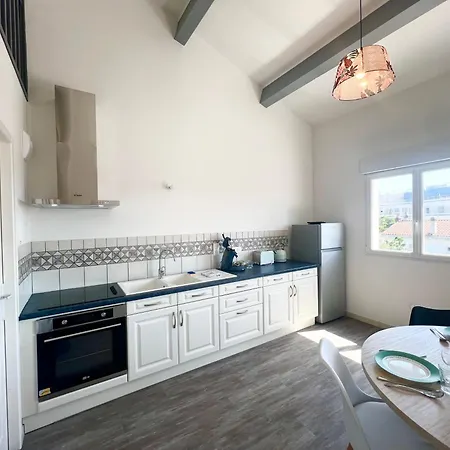 Apartament Le Spacieux - Royan, Wifi & Balcon *