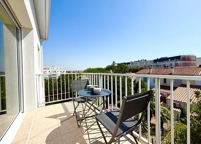 Apartmán Le Spacieux - Royan, Wifi & Balcon *