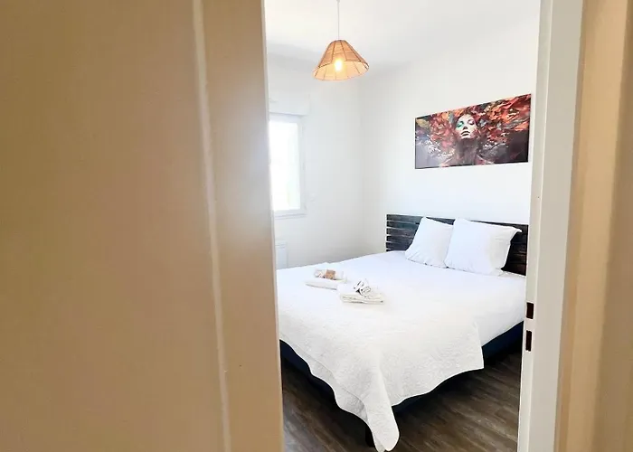 Le Spacieux - Royan, Wifi & Balcon 아파트